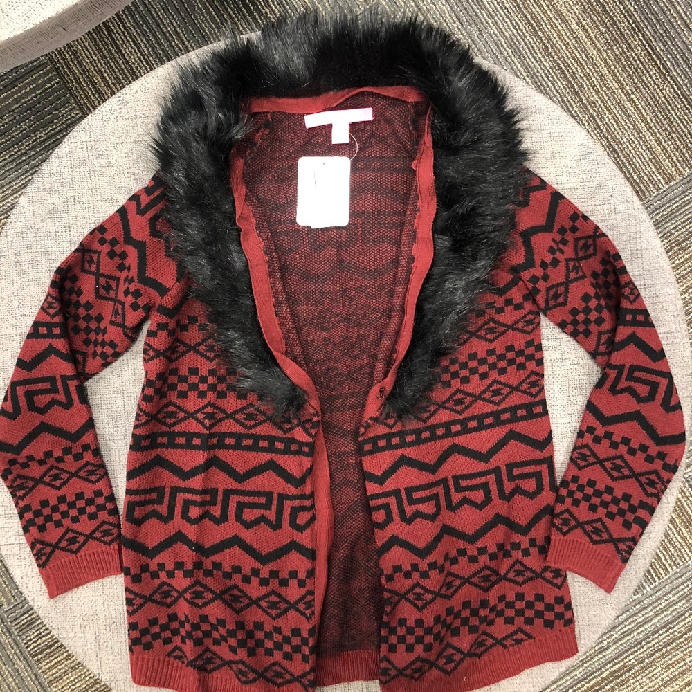 Pretty Rebelious Cardigan with Faux Fur Collar